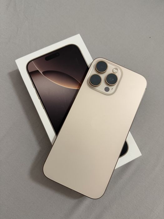 Vand Iphone 16 Pro Max