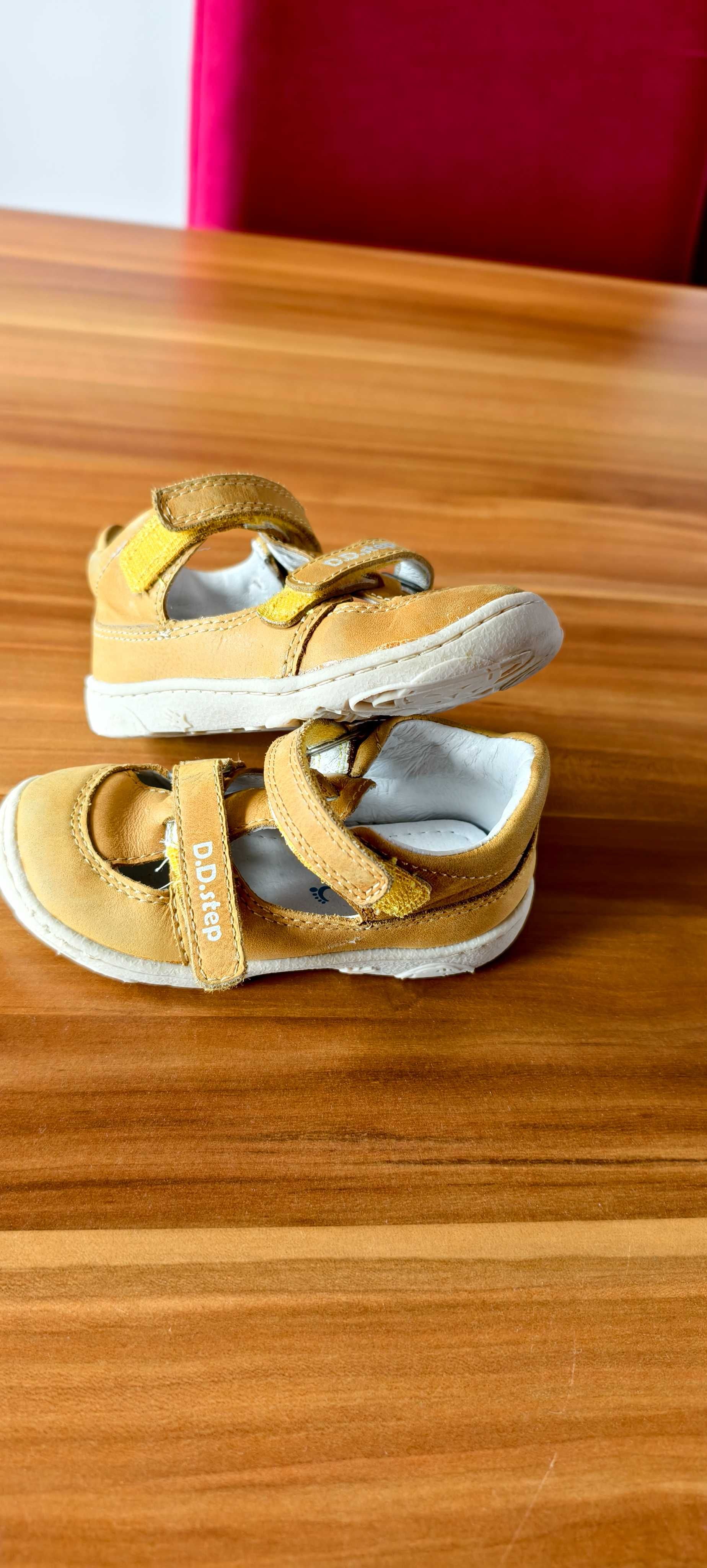 Sandale / pantofi deschisi DD Step 22