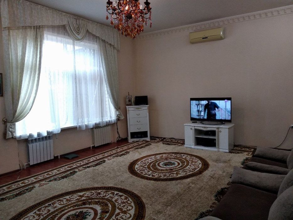 Сотилади Дом Мирабад Махаля Тонг Юлдузи 2,7 сотки Фасад 20м ор. ГАИ