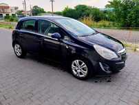 Opel CORSA 1.2 model 2012