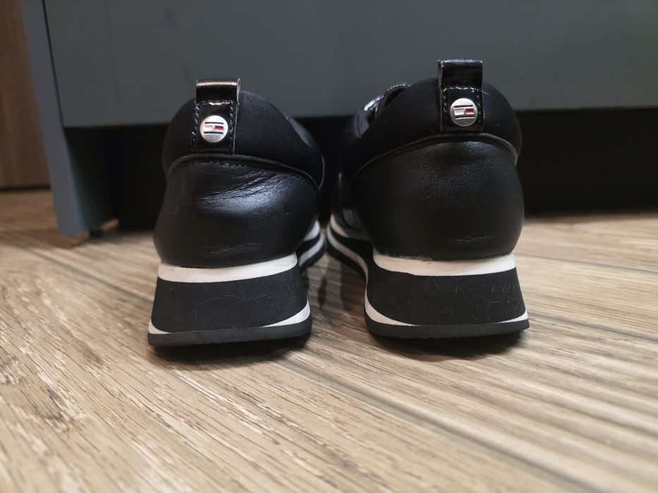 Дамски маратонки Tommy Hilfiger