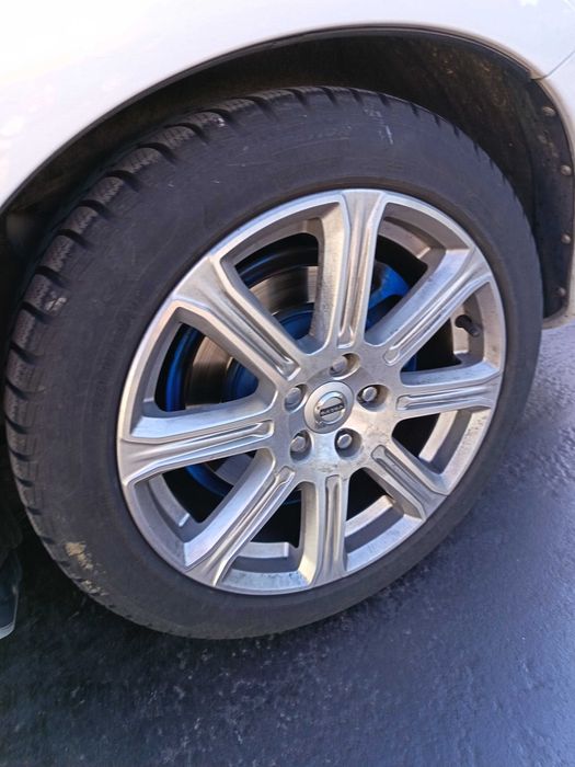 Jante Volvo 2019 + 4 cauciucuri iarna + 2 vara noi