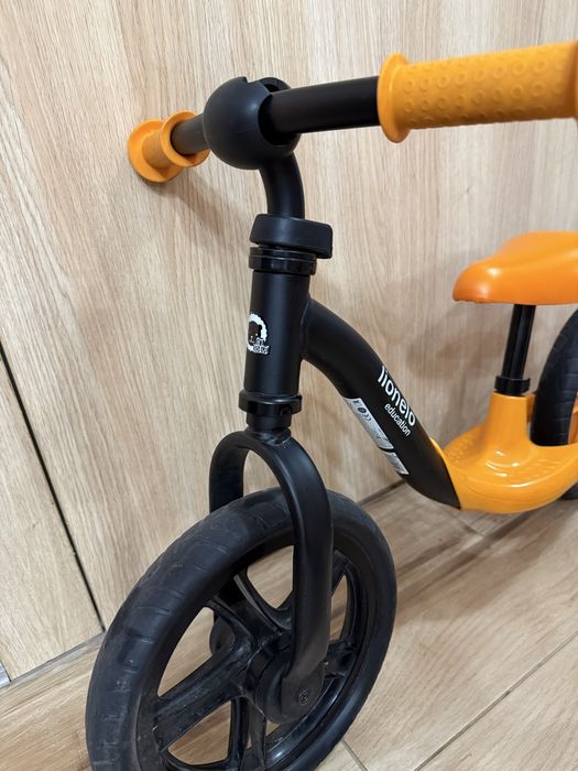 Баланс колело Lionelo, Тротинетка Ferrari + Каска BTWIN