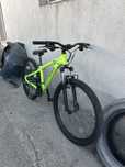 Vand bicicleta mountain bike