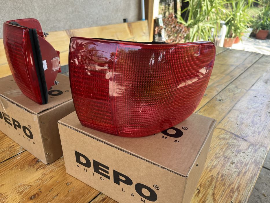 Стоп/мигачи за Audi 80 B4 седан  DEPO
