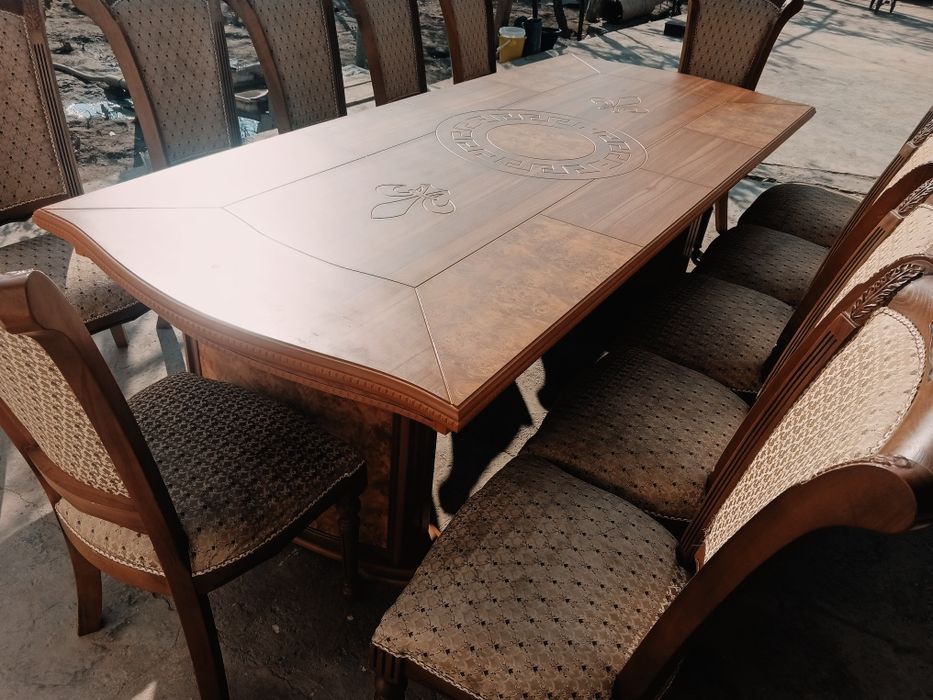 Стол стул фабричный  сотилали