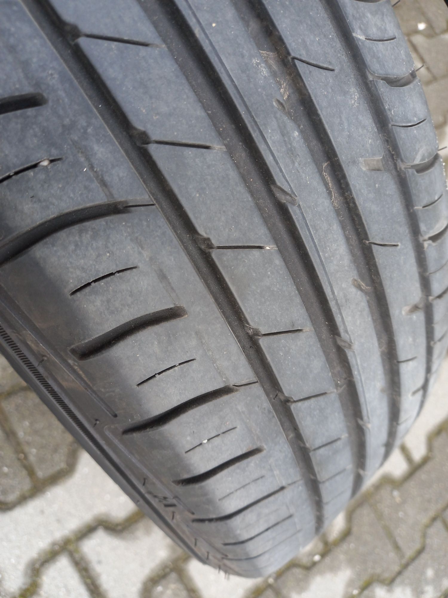 Летни Гуми 205/60R16 96V  XL