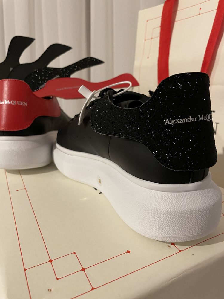 Alexander Mcqueen 3 in 1