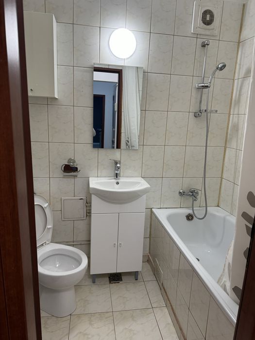 Proprietar, inchiriez apartament cu 2 camere , Antiaeriana