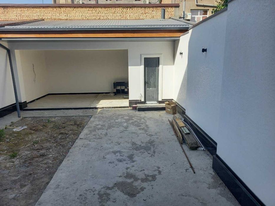 Саломатина 2.5 сотки 6 комнат 3 уровня