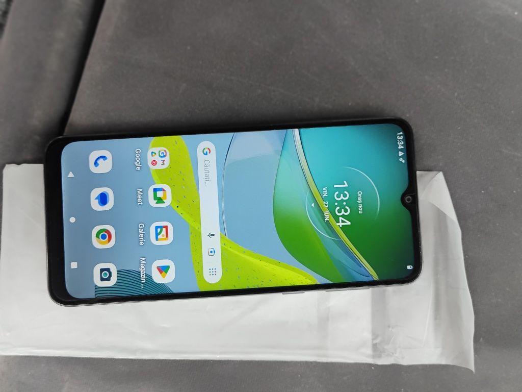 Telefon Motorola e13