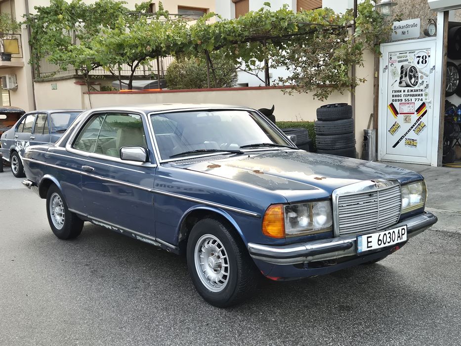 Mercedes 123C 2.3 Coupe