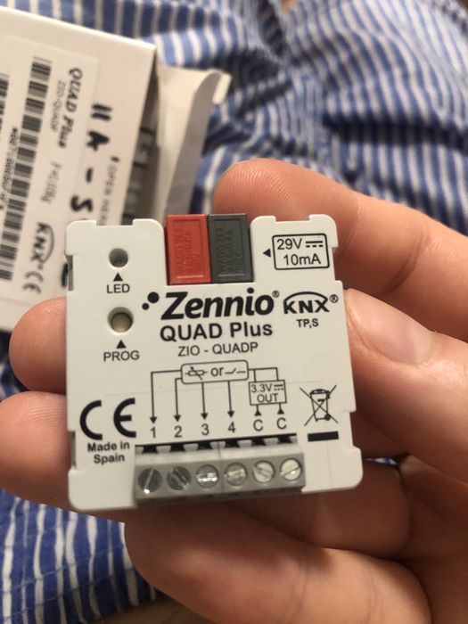 Modul de intrare cu 4 intrări analog-digitale