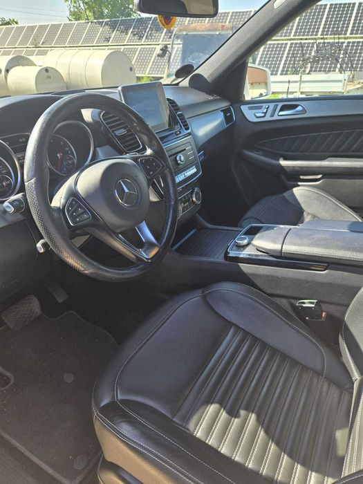 Mercedes GLE 250D 4matic impecabil tehnic si optic-schimb autorulota