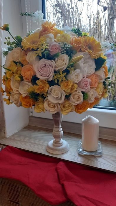 Aranjamente nunta flori artificiale