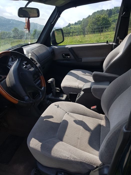 Dezmembrez Mitsubishi pajero motor 2.8 cutie automată super selecta