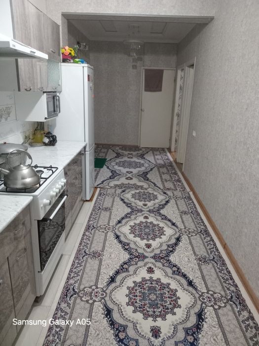 1chi etaj 3 xona 4 xonaqilingan yani balkon 1 metr oldinga surilgan