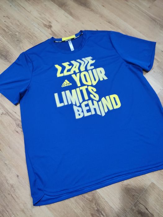 Tricou Adidas mărimea XXL