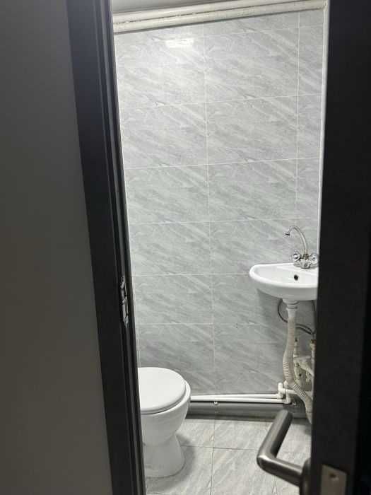 Сдаю в аренду 80 м² Офис. 1-Линия. ул.Карасу. Лисунова. Яшнабад.