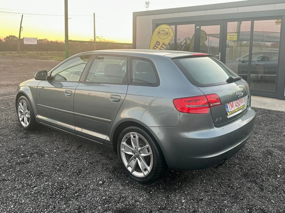 Vand Audi A3 1.4 benzina  Sportback