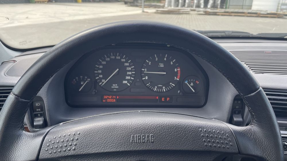 BMW 750LI e32 atestat istoric