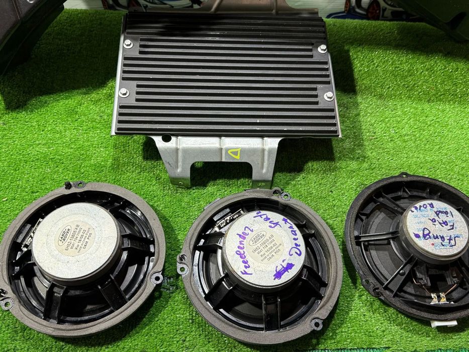 SUBWOOFER + DIFUZOR (4 BUC.) + AMPLIFICATOR AUDIO ( MODUL BLUETOOTH ) LAND ROVER FREELANDER 2.2 DIESEL 2008 COD OEM 7G9N-10D893-AG 7G9N10D893AG 6H52-19A067-A 6H5219A067A 2007-2011