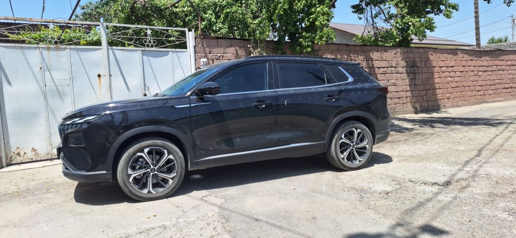 Продам свою ласточку DONGFENG AEOLUS HUGE 2024 Чёрный цвет в идеальном