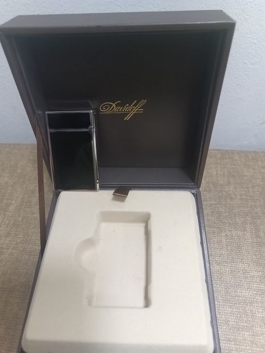 Оригинална запалка DAVIDOFF