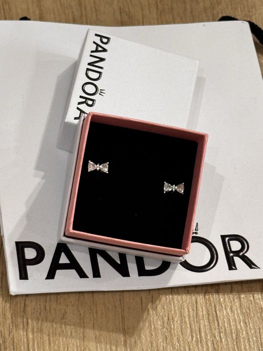 Пандора обеци Pandora