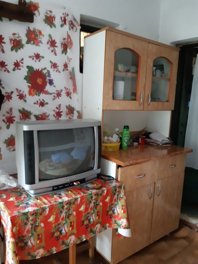 Casă cu teren de vânzare! Zona Brătești, Arges!