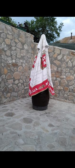 Umbrelă terasă mare.