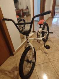 Bicicletă BMX de scheme de vânzare / schimb