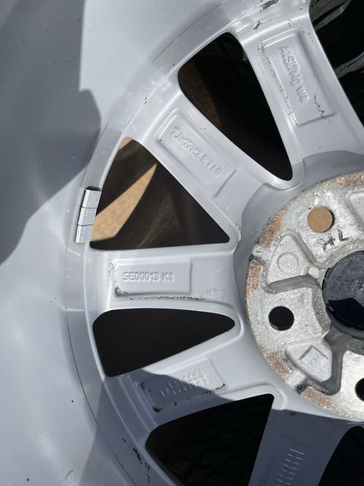 Roti iarna SEAT TARRACO 17 Kodiaq ca si noi DOT 5122 215/65R17 Hankook