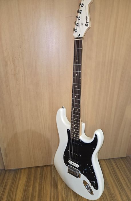 Електрическа китара Squier Fender