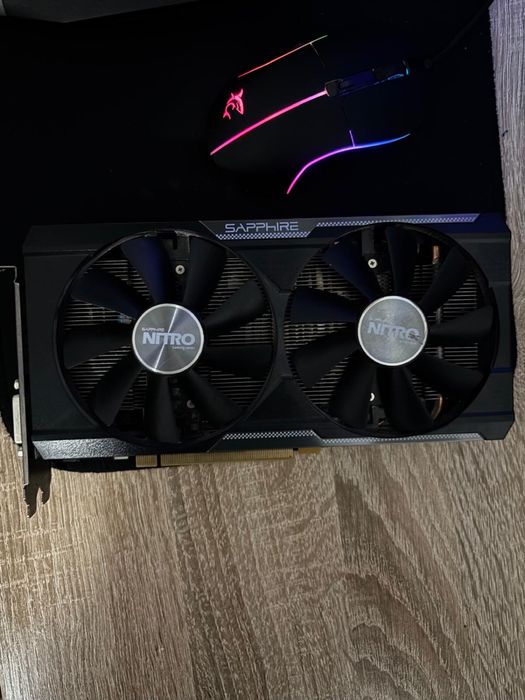 Placa video AMD R9 380 4G