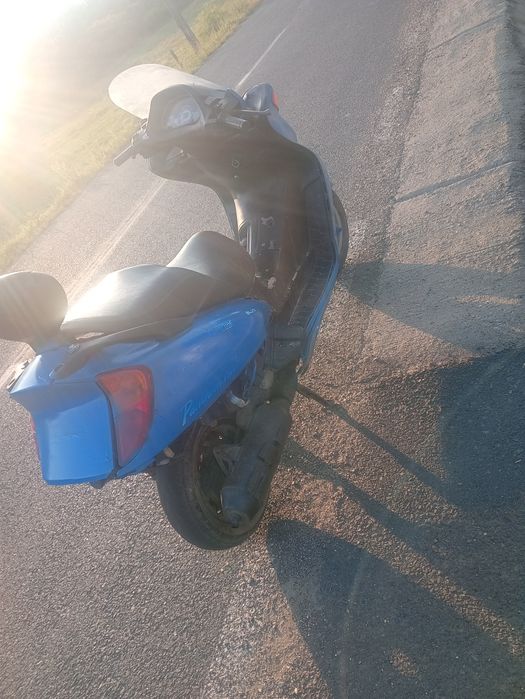 Vând sau schimb honda de 150cc