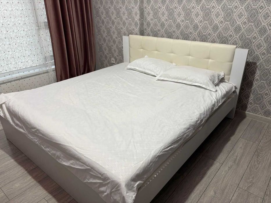 Кровать двуспальная, б/у