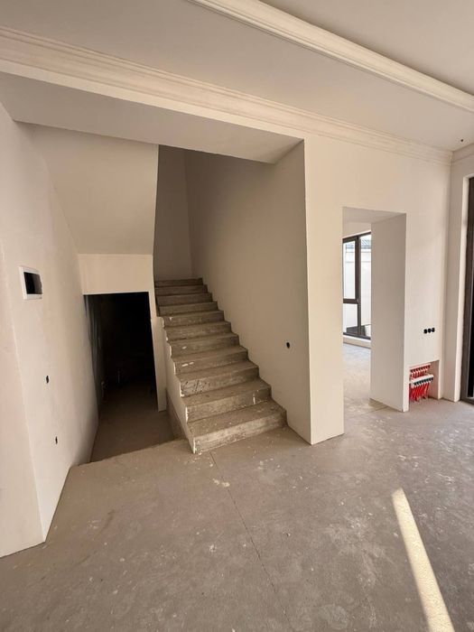 Учхоз Продается Коттедж (Коробка)