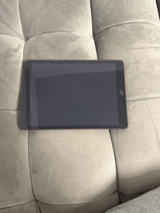Vand ipad 8 , 32g (2021) 10/10