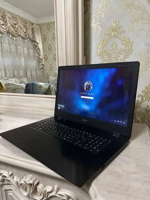 Продам Ноутбук 17.3 intel core i3, 8Г6 рам Geforce MX130, 1000 6 HDD