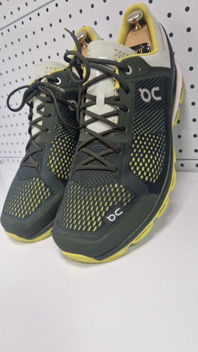 Оригинални мъжки маратонки- On CloudSurfer