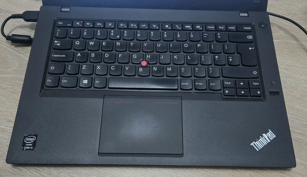 Laptop Lenovo T440 I5 4300U 2.50GHz 4GB Ram Windows 10