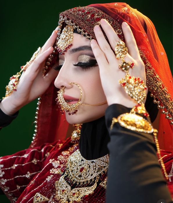 Индийские украшения на прокат