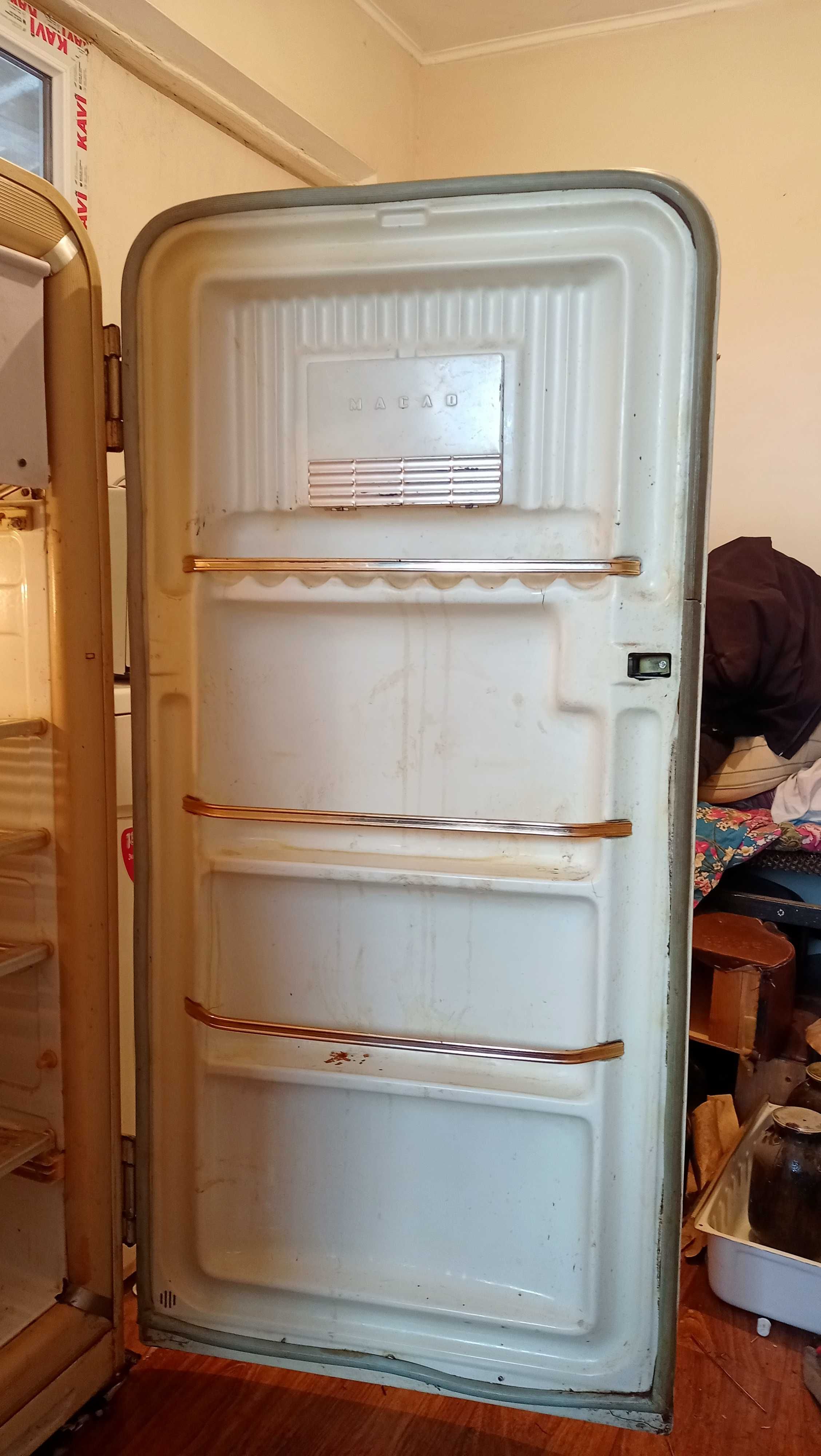Холодильник Зил-Москва