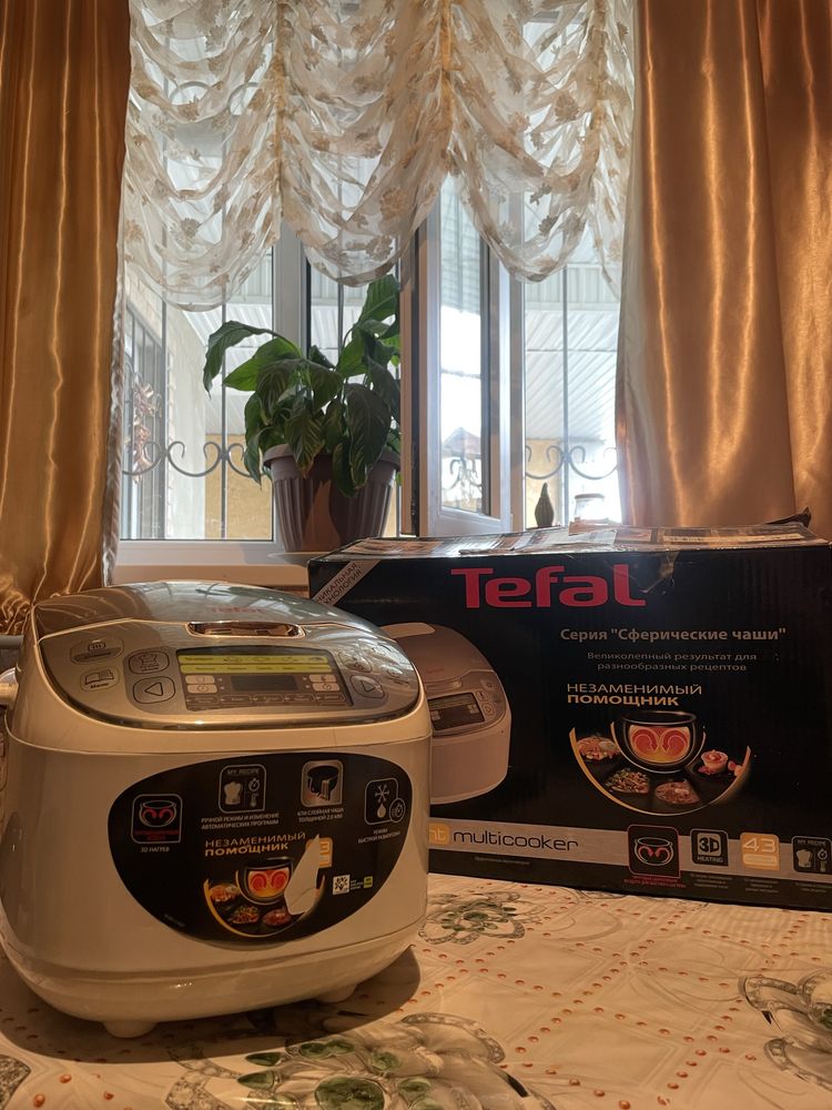Мультиварка Мультиварка Tefal RK815832 со сферической чашей,белый