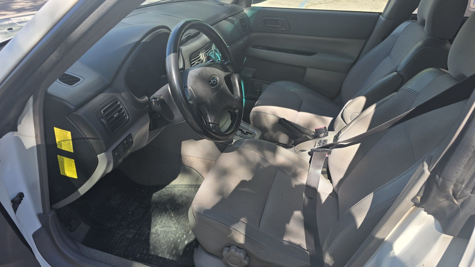 Продавам Subaru Forester