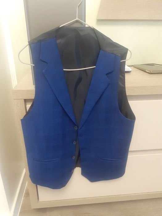 Costum purtat o singura data la o nunta