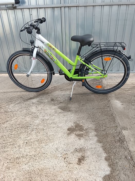 Vând bicicleta tenns roti 24