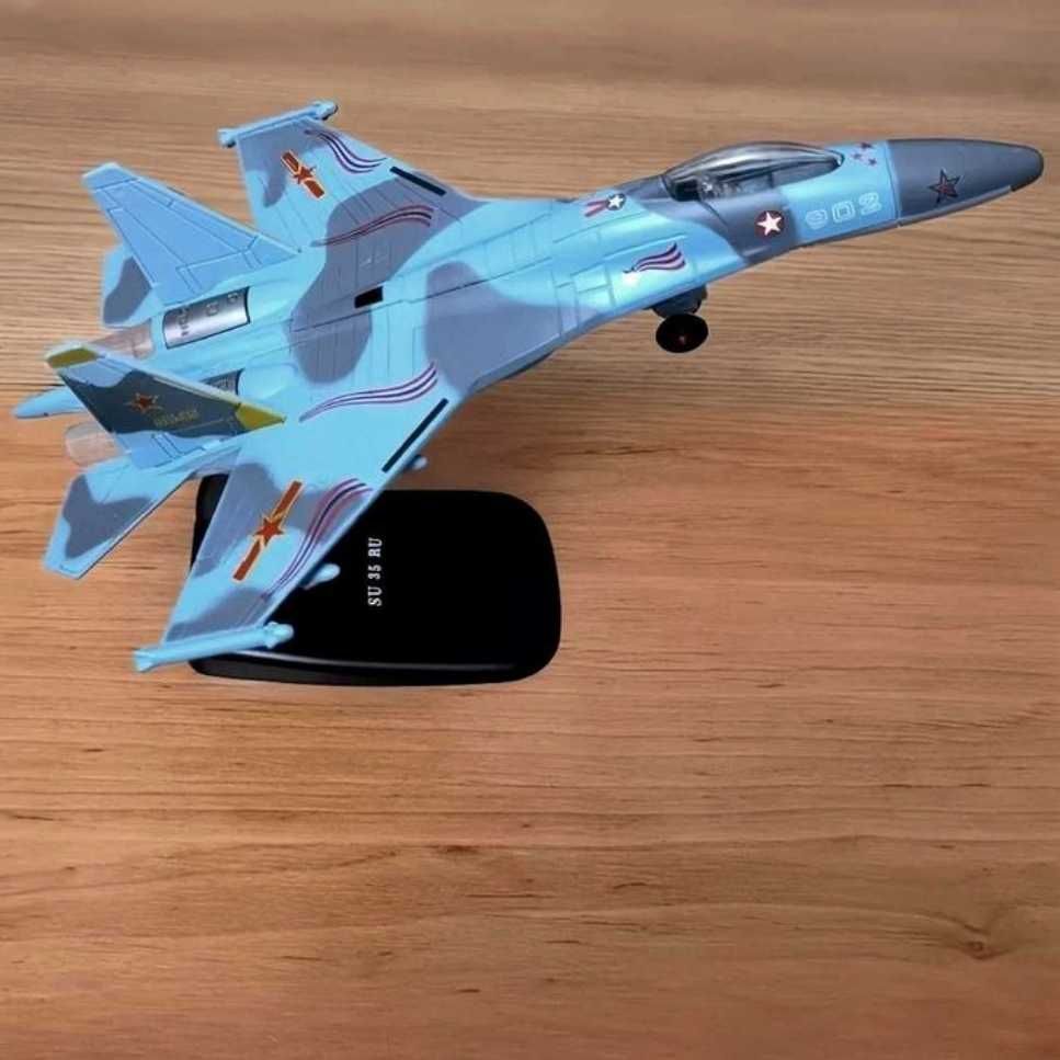 Macheta avion metalica SU-35 Super Flanker Navy scara 1:72 23cm