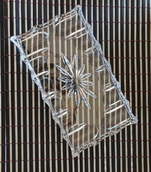 Стъклени фруктиери